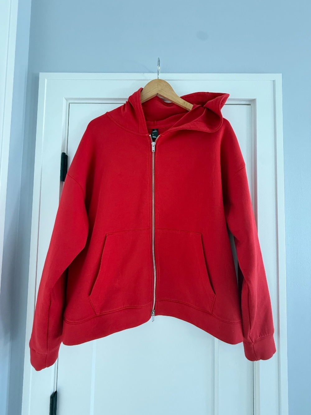 Women's Gap GapFit Large Red Two-Way Zip Hoodie Sweatshirt EUC